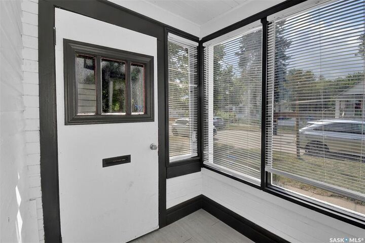 Property Photo: 310 J Avenue N SK S7L 2K2