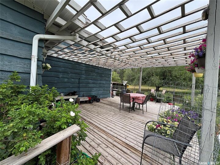 Property Photo: 609 10th Street N SK S0E 1E0