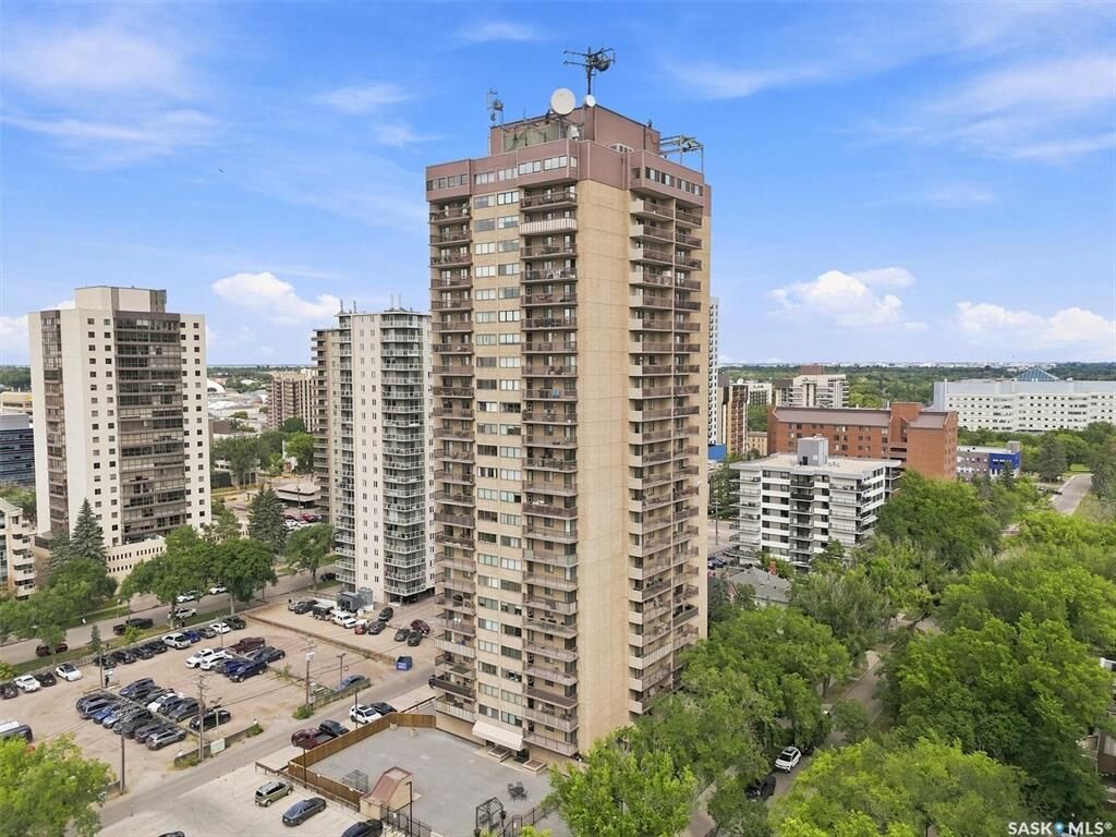 Property Photo:  311 6th Avenue N 1804  SK S7K 7A9 
