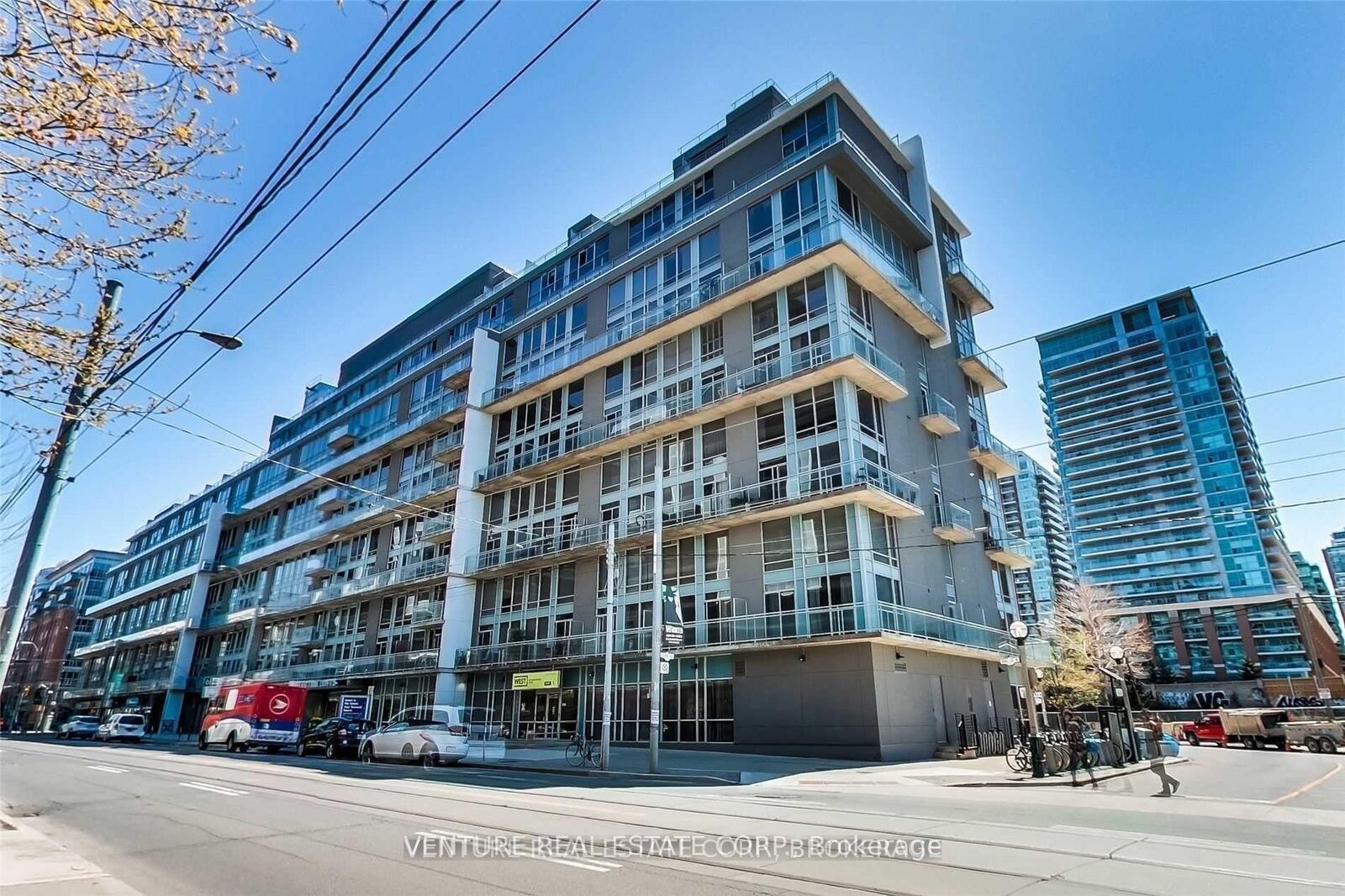 Property Photo:  1029 King Street W 209  ON M6K 3M9 