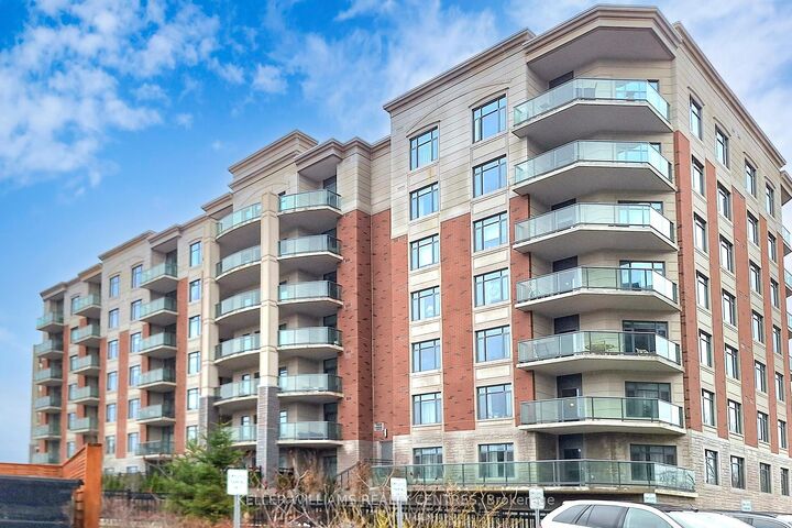 460 William Graham Drive 313 — photo 1