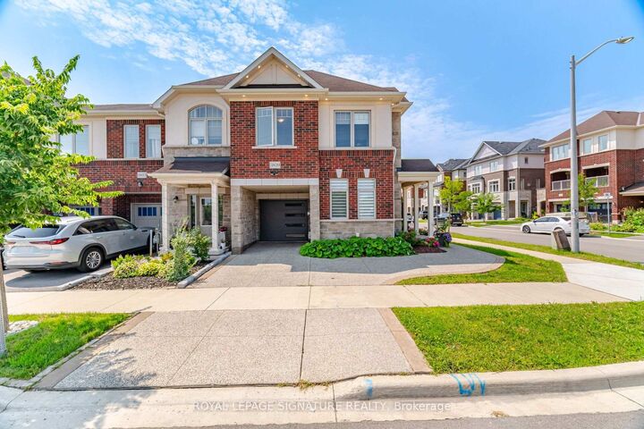 Property Photo: 3839 Tufgar Crescent ON L7M 1P8