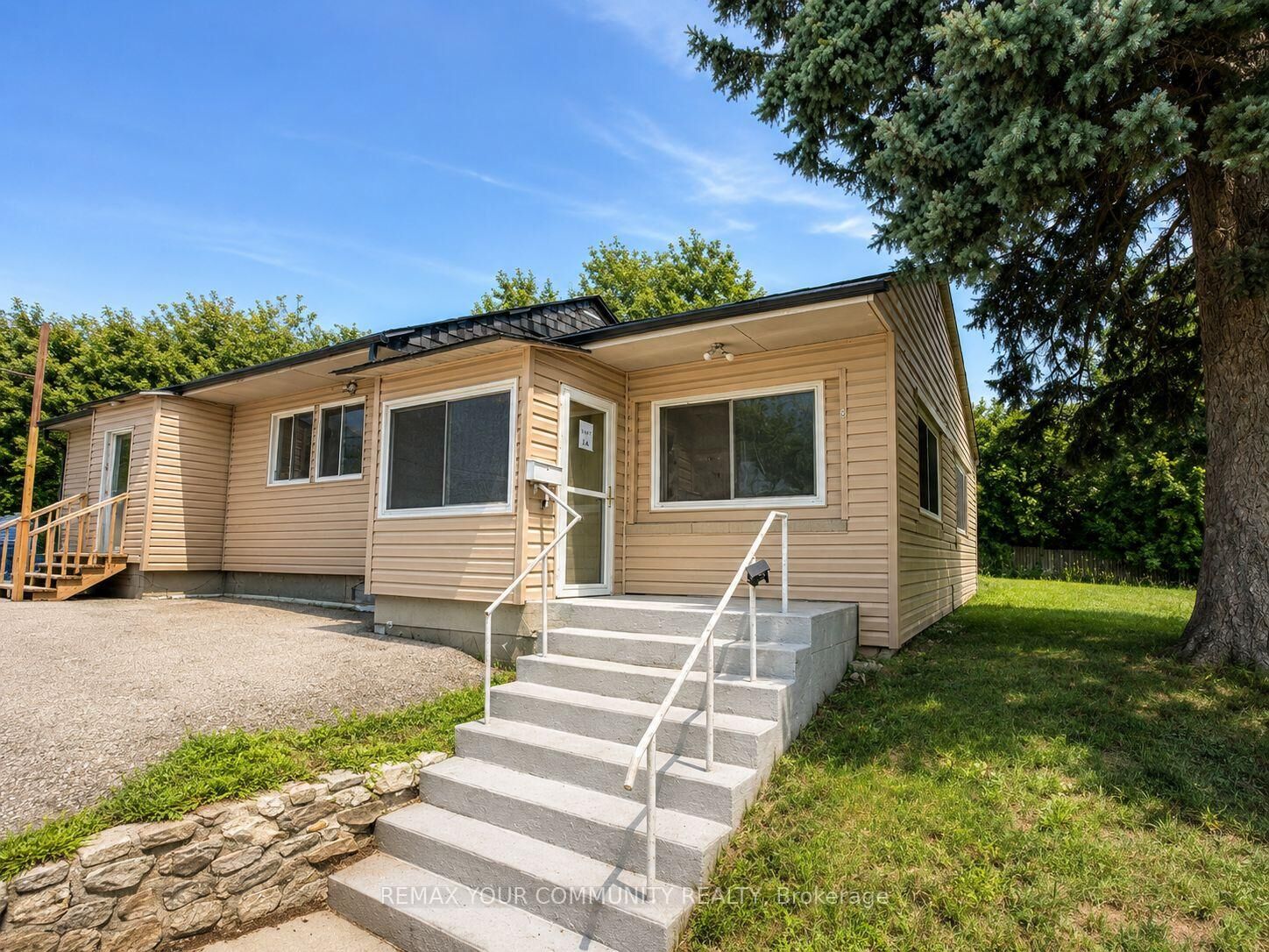 Property Photo:  3745 Lloydtown-Aurora Road Unit 1  ON L0G 1J0 