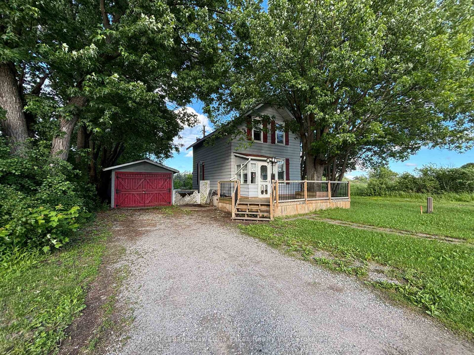 Property Photo: 80 Albert Street S ON K9V 3H4