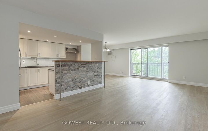 Property Photo:  557 The East Mall N/A 502  ON M9B 4A5 
