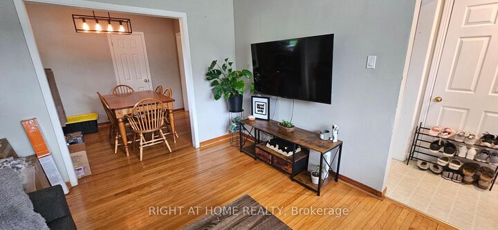Property Photo:  130 Prince Charles Drive Main  ON L6K 2C9 