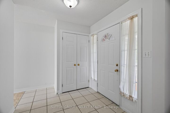 Property Photo: 1904 Downes Court ON N6G 5E8