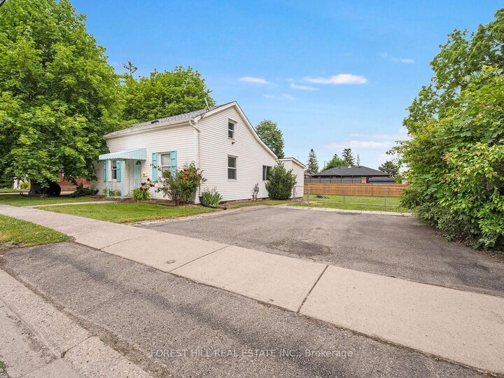 Property Photo: 144 King Street ON L9T 1J9