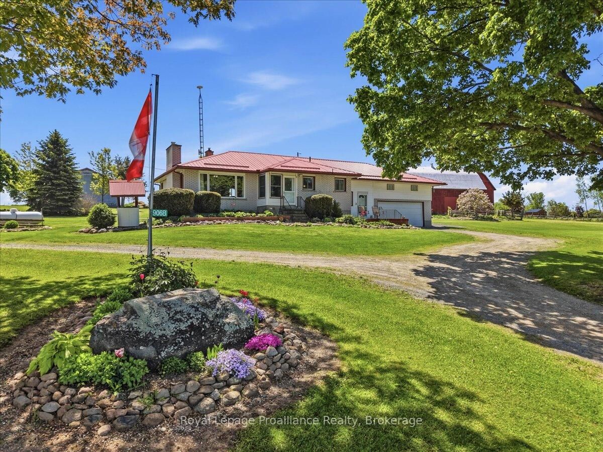 Property Photo: 906 N Big Island Road ON K0K 1W0