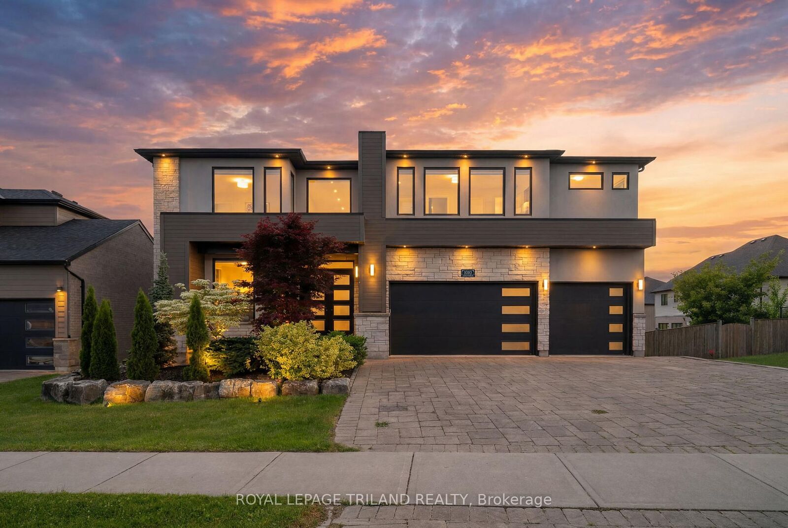 Property Photo: 1010 Longworth Road ON N6K 0C9