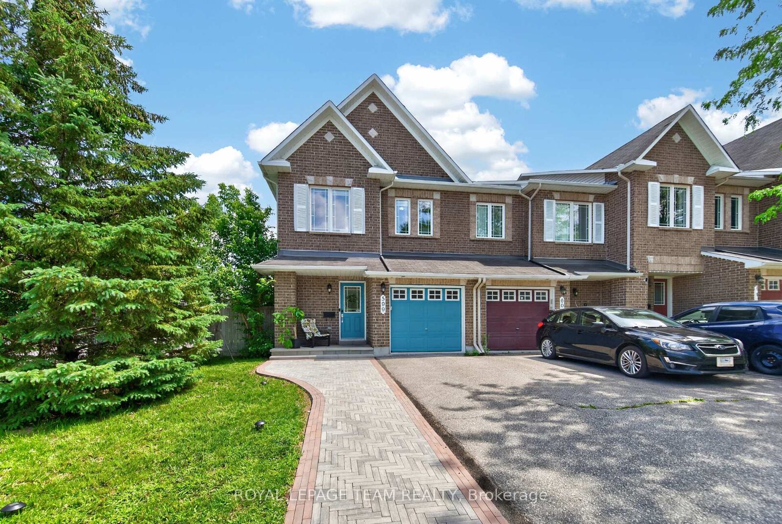 Property Photo: 599 Malkowski Street ON K2K 0B4