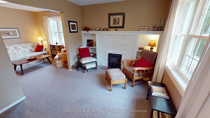 Property Photo:  604 Galt Street  ON P1B 5M8 