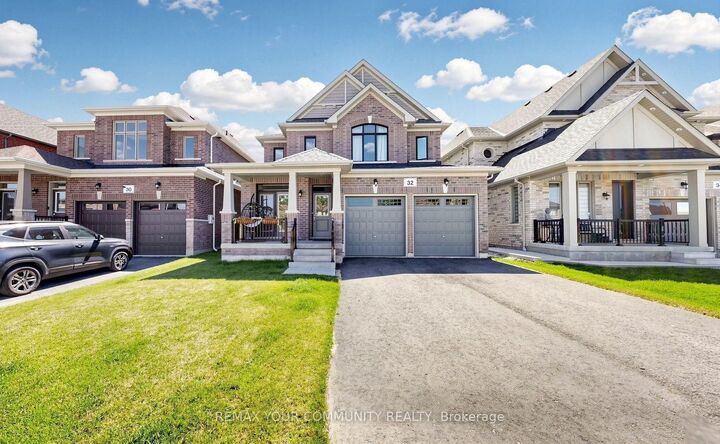 32 Baycroft Boulevard — photo 1