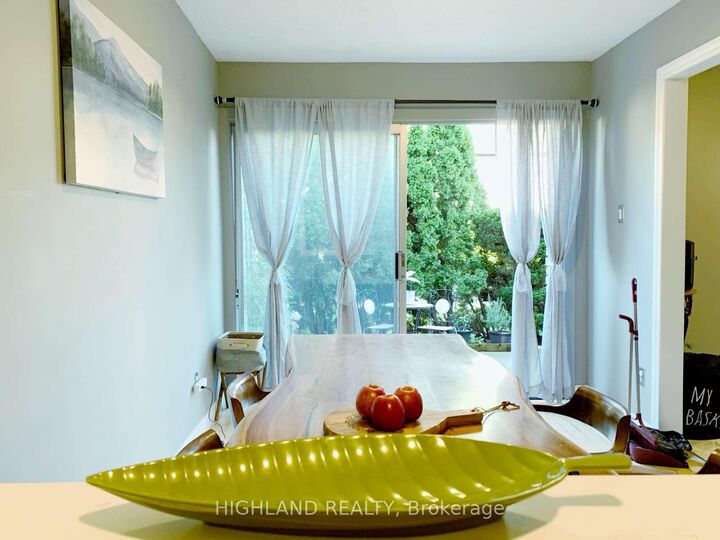 Photo de la propriété:  2605 Woodchester Drive #86  ON L5K 2E3 