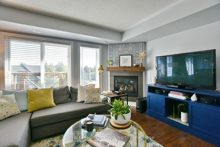 Photo de la propriété:  30 Joseph Trail  ON L9Y 0J2 