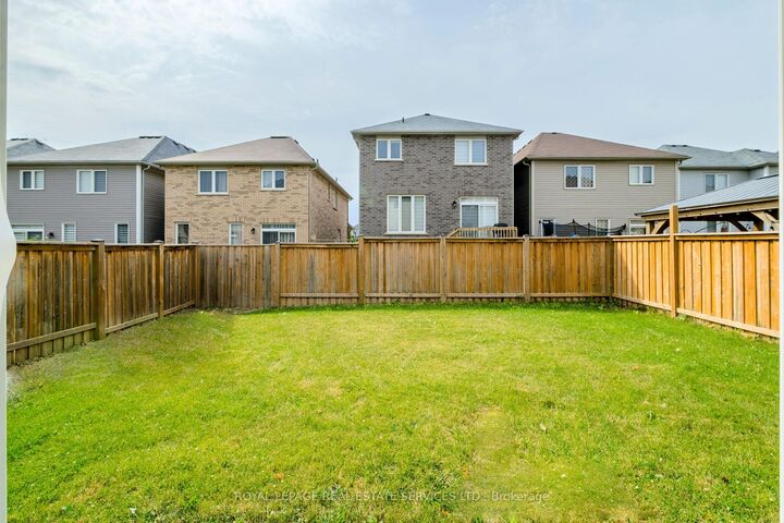 Property Photo:  152 Munro Circle  ON N3T 5L5 