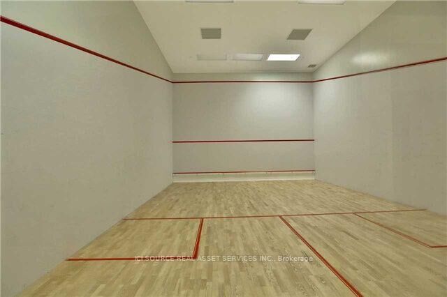 Property Photo: 2212 Lake Shore Boulevard W 3202 ON M8V 0C2
