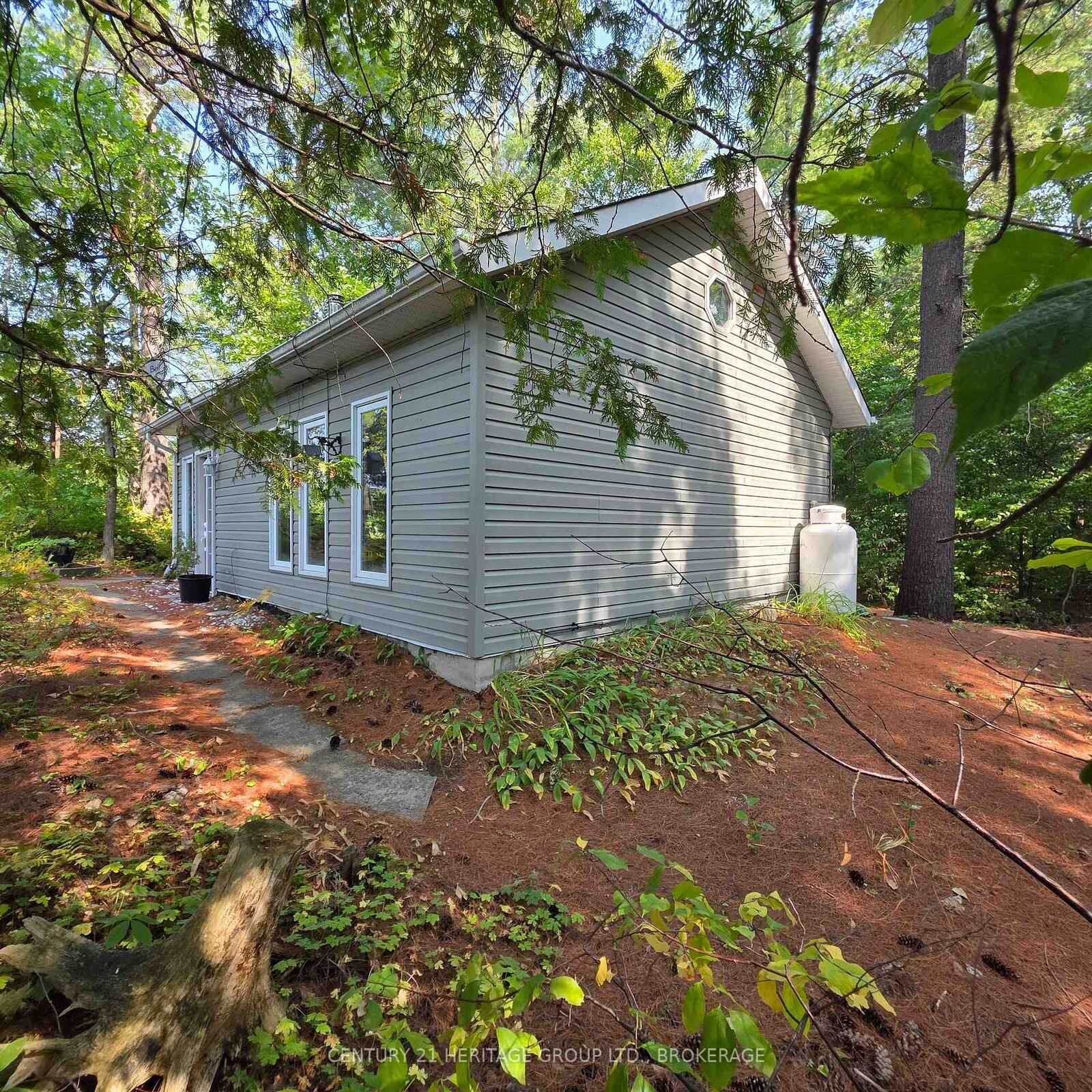 Property Photo:  1036A Twin Lake Lane  ON K0H 2P0 