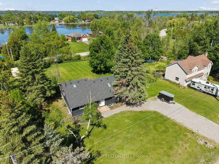1935 Pratt'S Marina Road — photo 1