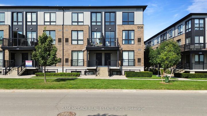 1208 Main Street E 201 — photo 1