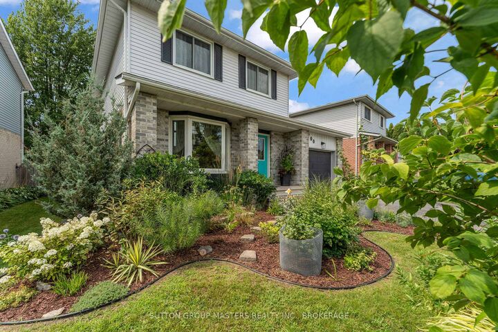 Property Photo:  700 Cedarwood Drive  ON K7P 2H9 