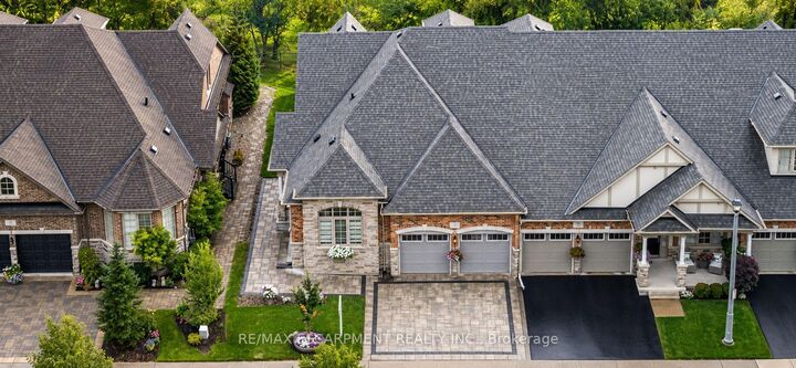 3353 Liptay Avenue 17 — photo 1