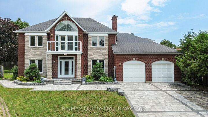 17 Applewood Court — photo 1