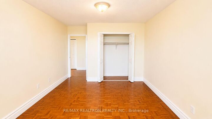 Property Photo: 5949 Yonge Street 304 ON M2M 3V8