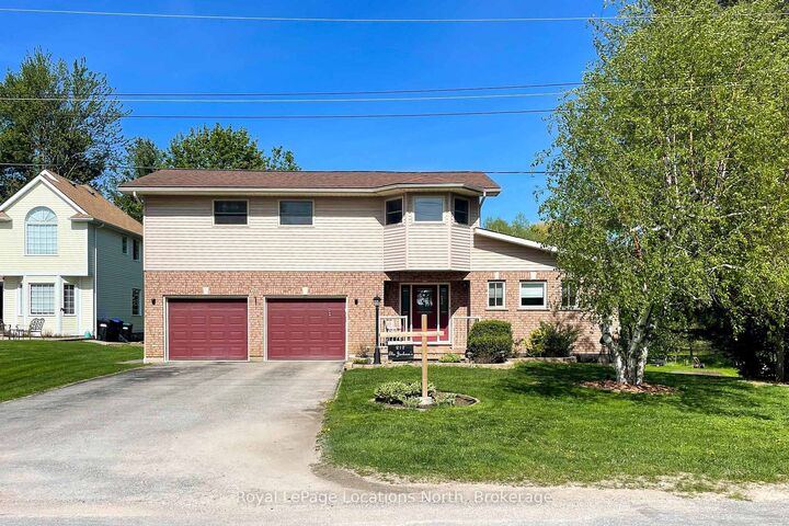 Property Photo: 217 Dominion Drive ON L0M 1S0