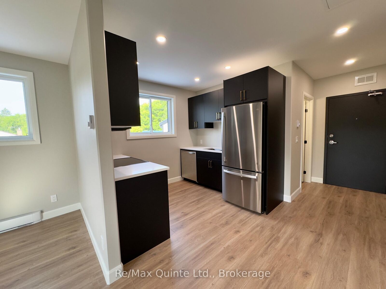 Property Photo:  330 Victoria Street 4  ON K0K 3J0 