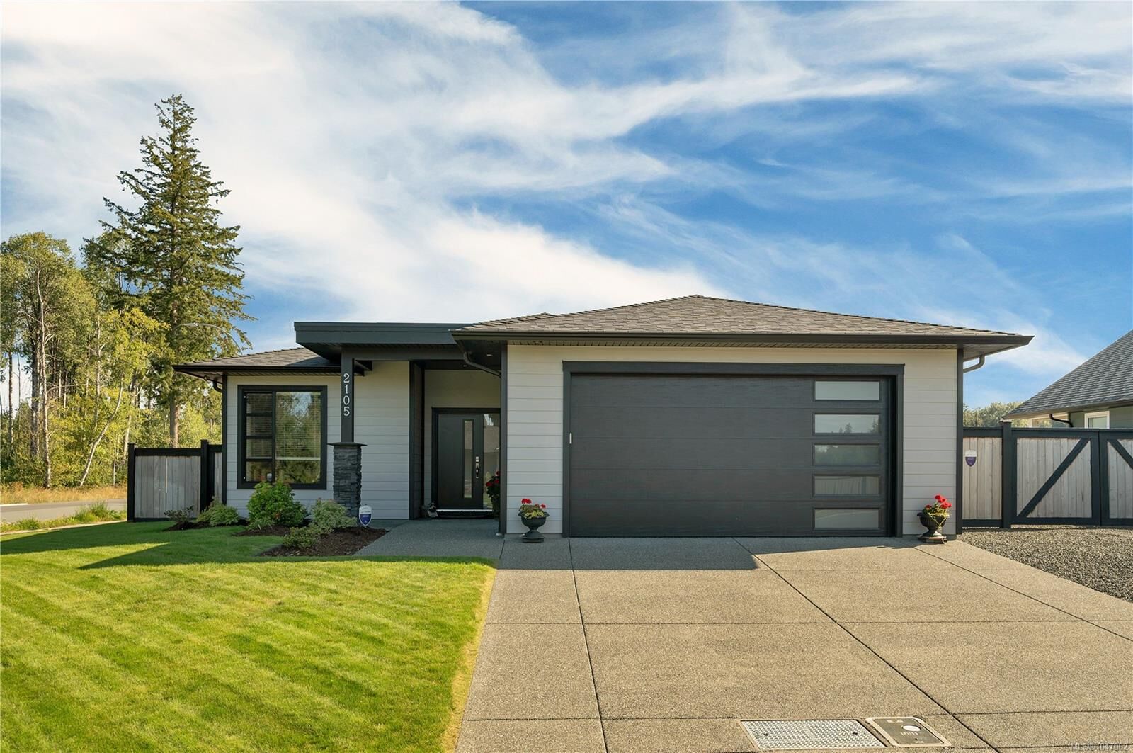 Property Photo: 2105 Evergreen Rd BC V9W 0C8