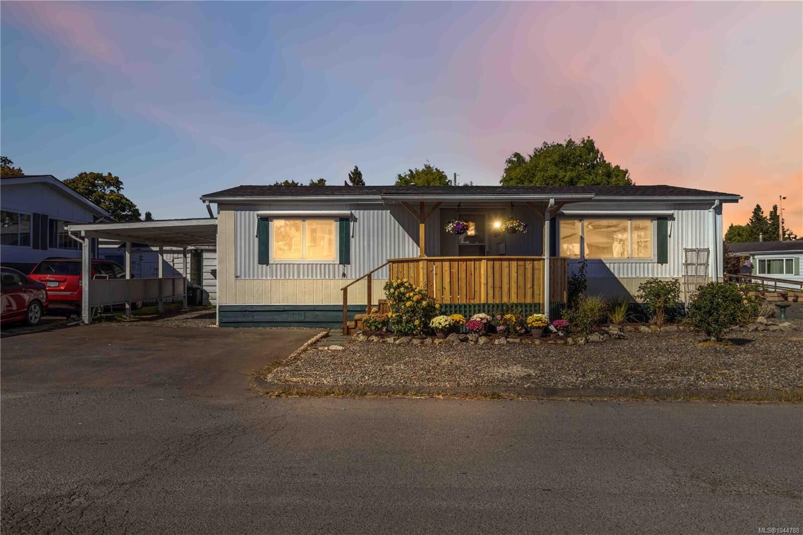 Property Photo:  1498 Admirals Rd #49  BC V9A 2R1 