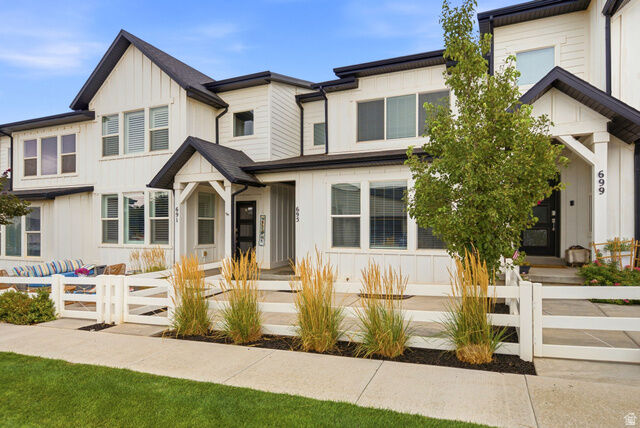 Property Photo: 695 S Miller Ave UT 84054