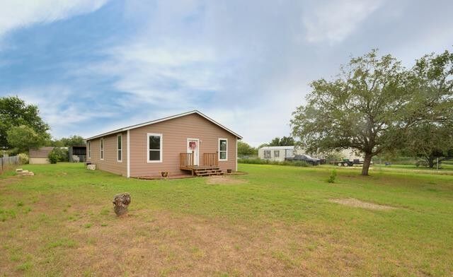 Property Photo:  245 Cross Lake Drive  TX 78064 