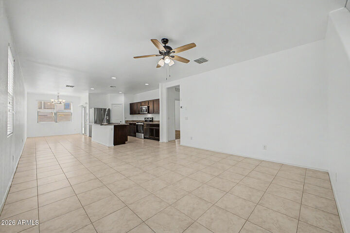 Property Photo: 11487 E Cliffrose Lane AZ 85132