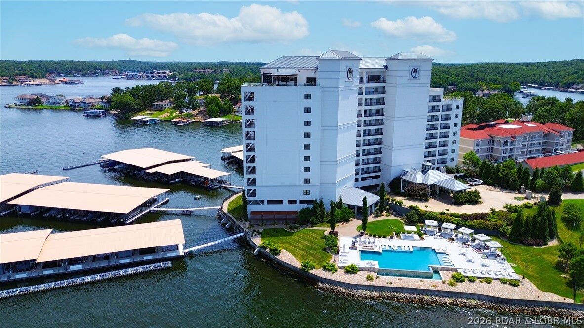 Property Photo:  166 Captiva Drive 2E  MO 65079 