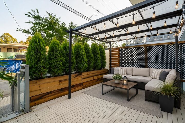 Property Photo: 2435 Kingsway 204 BC V5R 5G8