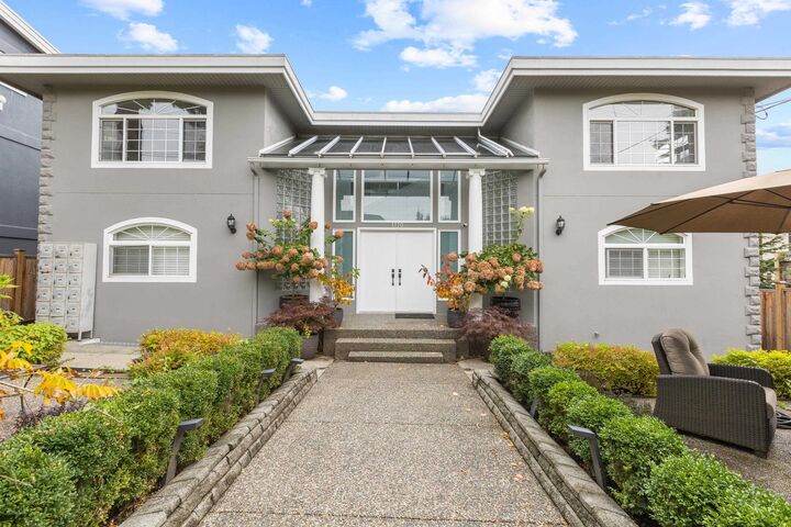 Property Photo: 1170 Dolphin Street BC V4B 4G8