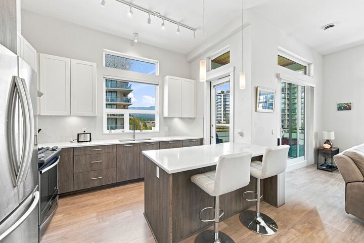 Property Photo: 123 W 1st Street 606 BC V7M 0E5