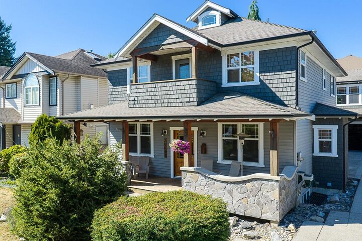 Property Photo: 26865 25A Avenue BC V4W 4A2