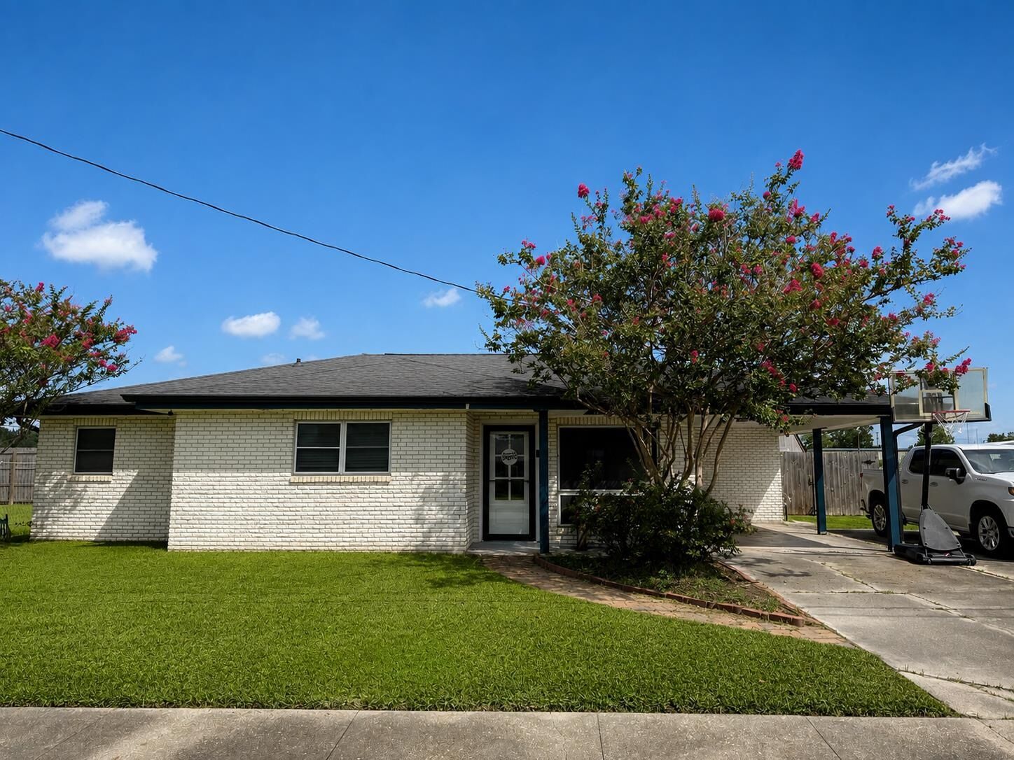 Property Photo: 114 Bellaire Drive LA 70360