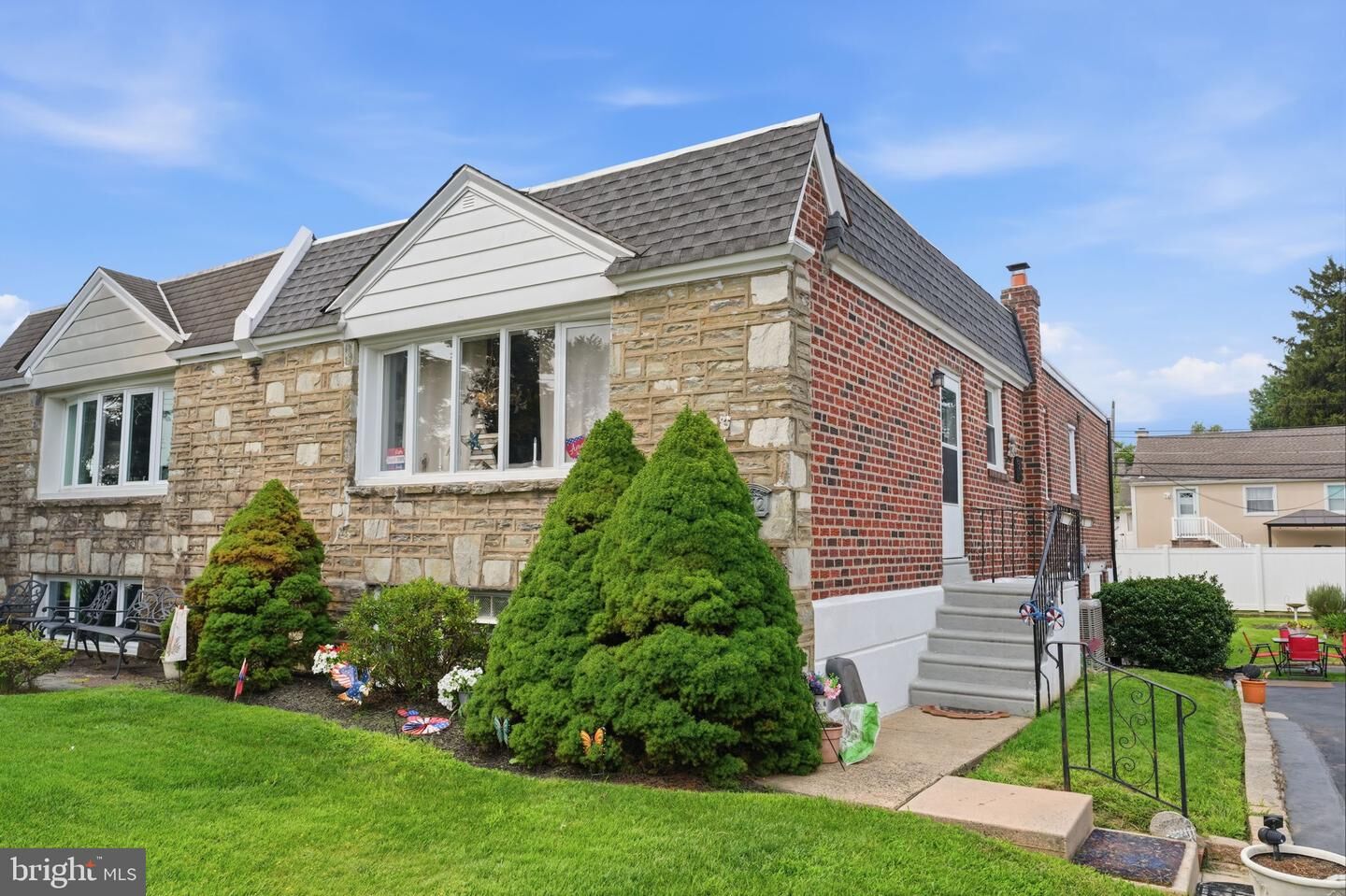 Property Photo: 2012 Tomlinson PA 19116