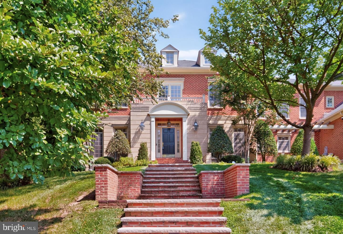 Property Photo:  7834 Montvale Way  VA 22102 