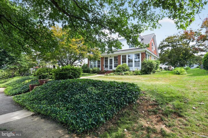 Property Photo: 729 N Walnut Street PA 19380