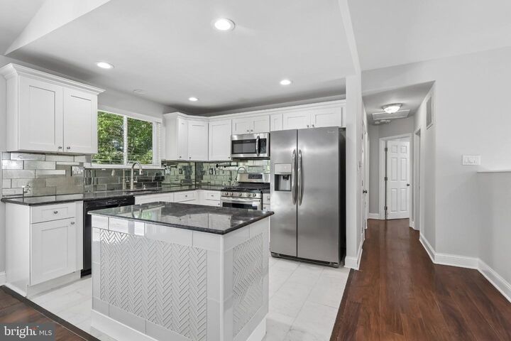 Property Photo:  22 Yale Road  NJ 08004 