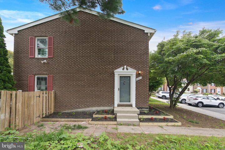 Property Photo:  8802 Tamar Drive 14-1  MD 21045 