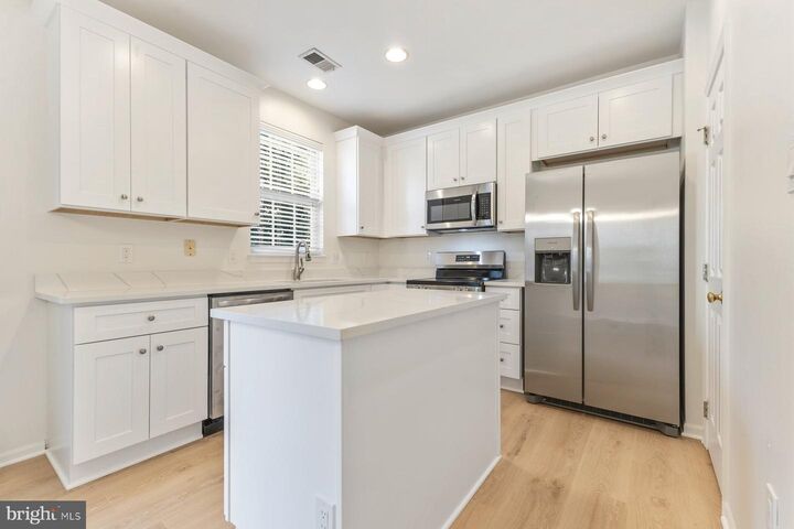 Property Photo: 9727 Faber Lane VA 20136