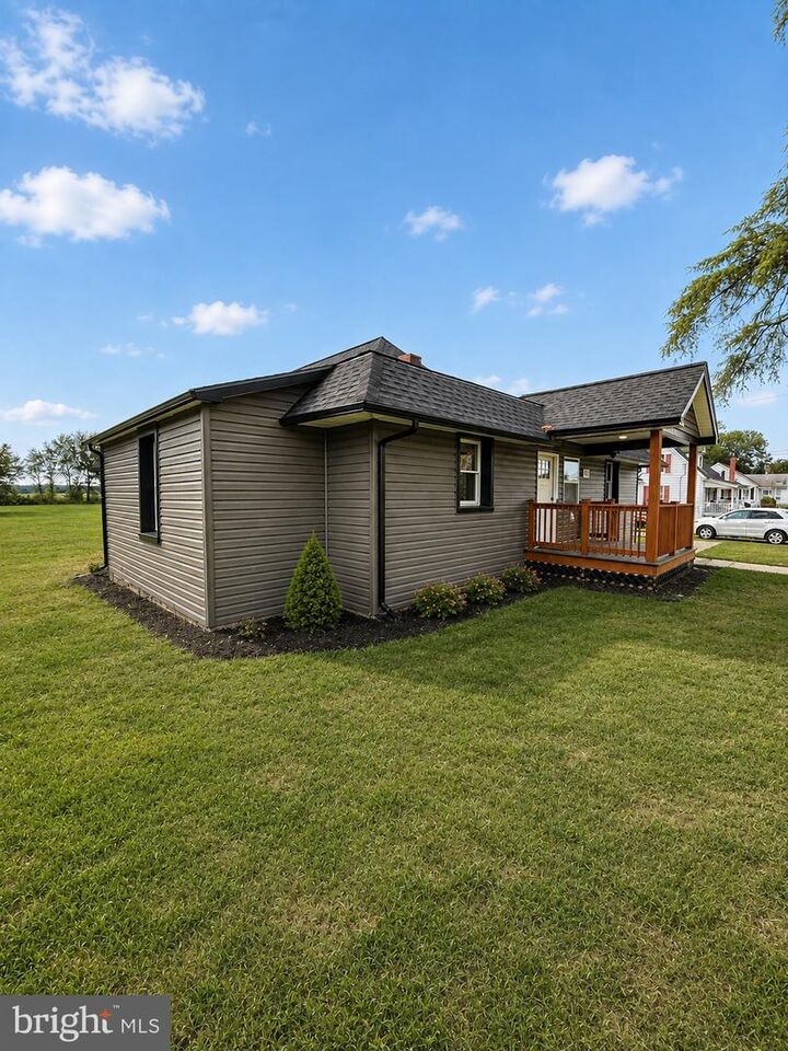Property Photo:  421 W Sunset Avenue  MD 21639 