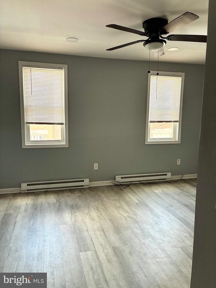 Property Photo: 1432 S 5th Street 00 2A PA 19147