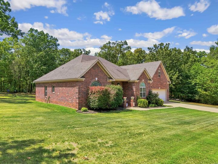 Property Photo:  8 Royal Vista Cove  AR 72058 